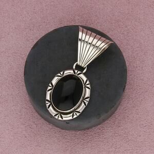 carol felley sterling silver vintage black onyx cabochon pendant